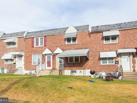 2nd image of 607 Crescent Dr