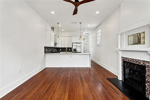 5202 Constance St — Photo 5