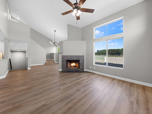 4th image of 976 N Turner Ave APT 108