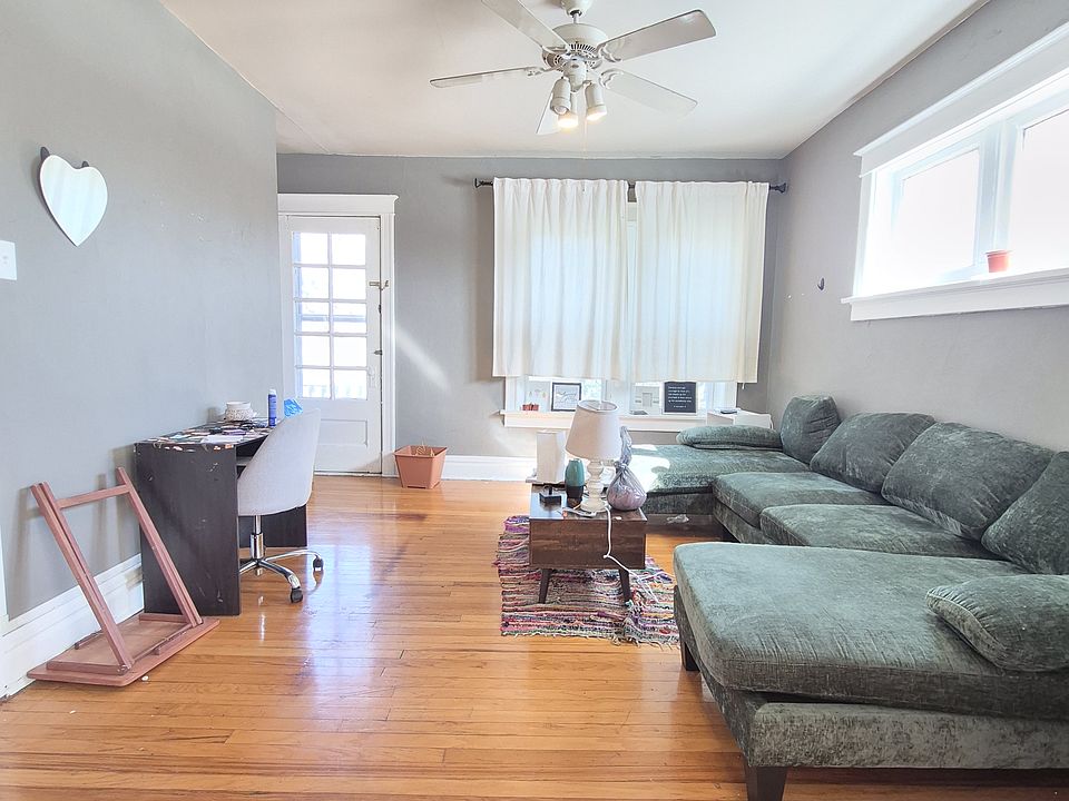 1st image of 1539 McCausland Ave #2S