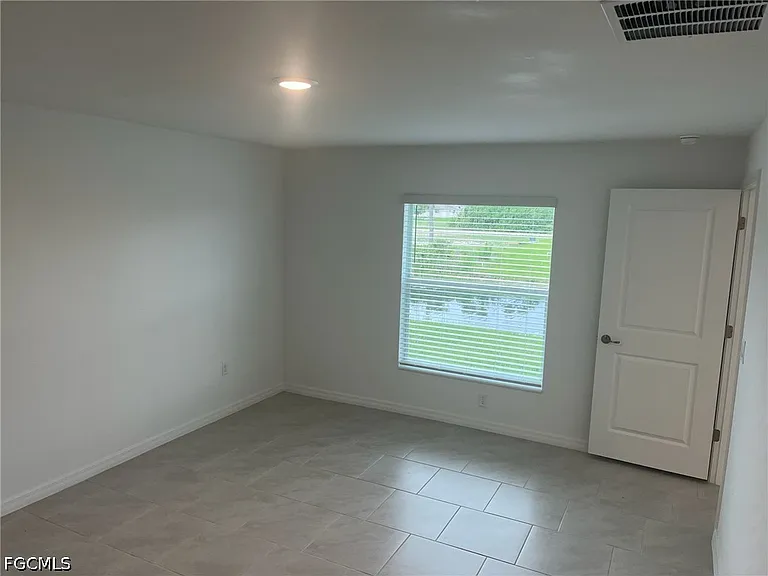 3924 NE 17th Ave — Photo 22