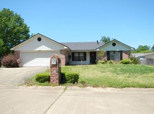 1817 Hillcrest St, Magnolia, AR 71753