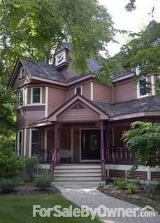 1990 Victorian Painted Lady
						:
						1990 Construction in an established neighborhood within walk dist to train