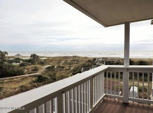 10300 Coast Guard Rd #A-201, Emerald Isle, NC 28594