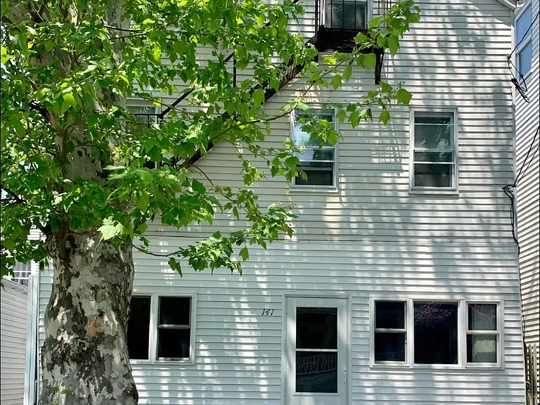 141 Bradford St #1 — Photo 1
