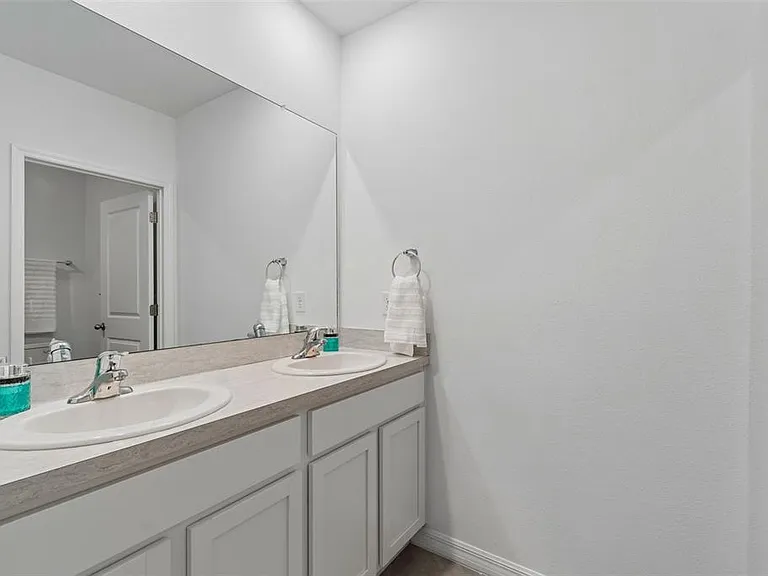 3406 Grassy Knoll Ct — Photo 68