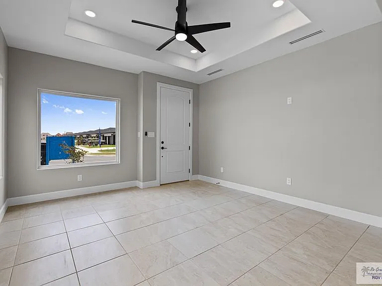 3269 Alegre Dr #B — Photo 3
