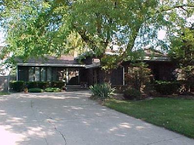 1st image of 9129 Idlewild Ave