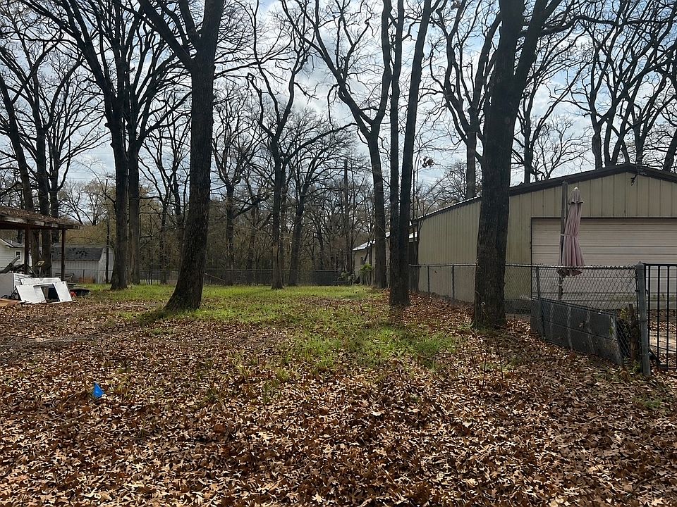 1st image of Wildgrove Dr