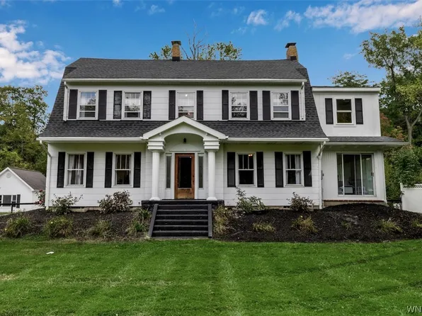 37 Schwartz Rd, Elma, NY 14059