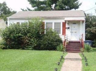 32 Clover Ave NE, Roanoke, VA 24012
