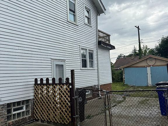 3rd image of 3424 W 132nd St