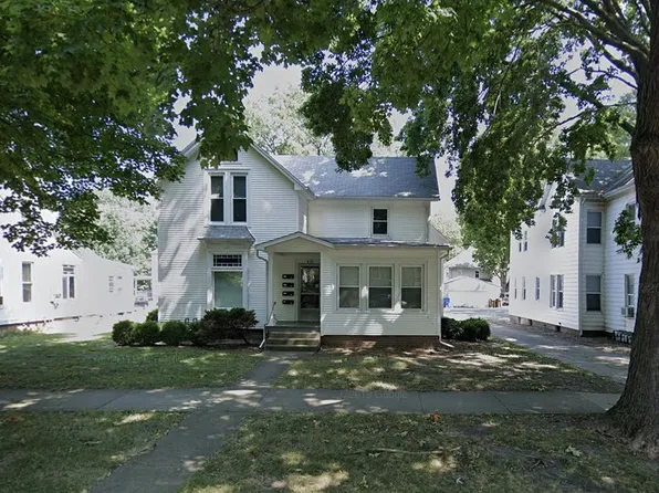 410 W Washington St #45, Champaign, IL 61820