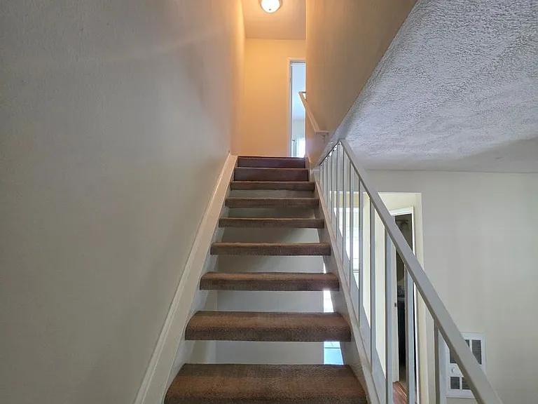 4 Albany — Photo 10