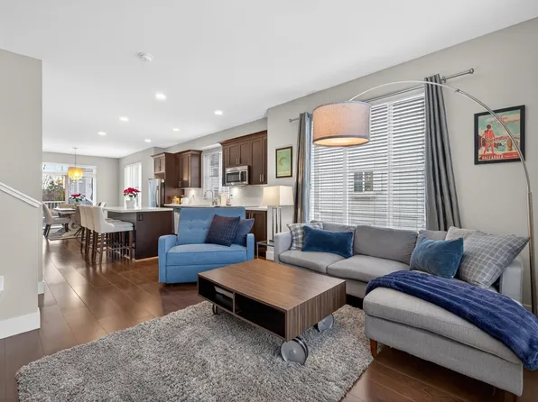 16228 16th Ave #43, Surrey, BC V4A 1S7