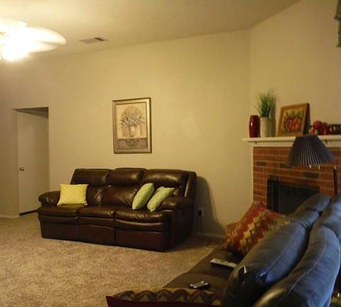 3rd image of 1012 Judy St