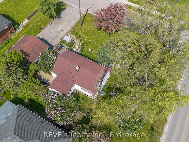 7962 Booth St — Photo 30