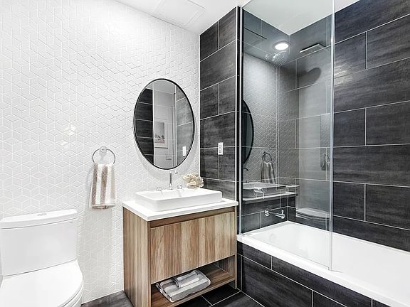 4th image of 4121 23rd St APT 2B