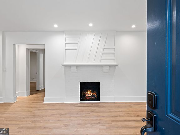 4th image of 636 Francis Pl NW APT A