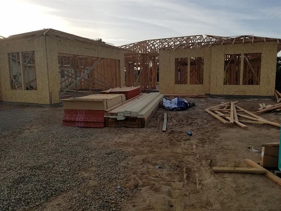 1st image of 9 Chukar Dr