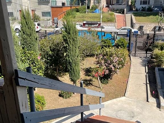 2nd image of 601 Belmont Ave APT 2
