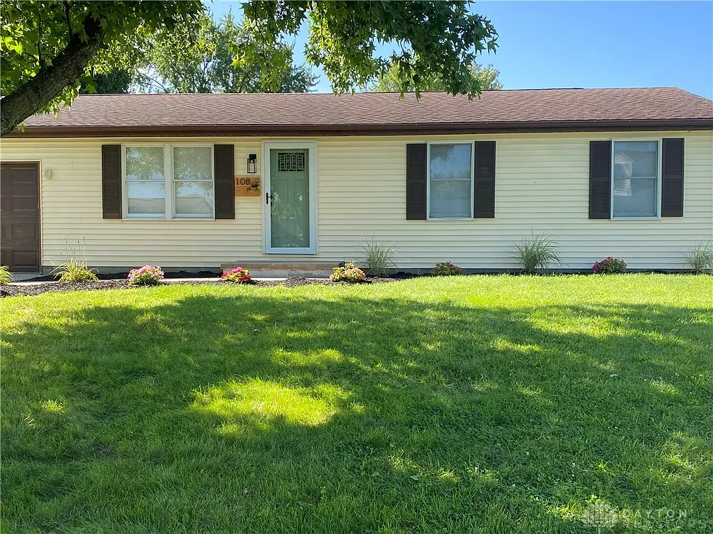 108 Phelps Farm Cir photo 1