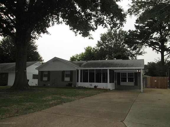 2nd image of 1808 Brookhaven Dr