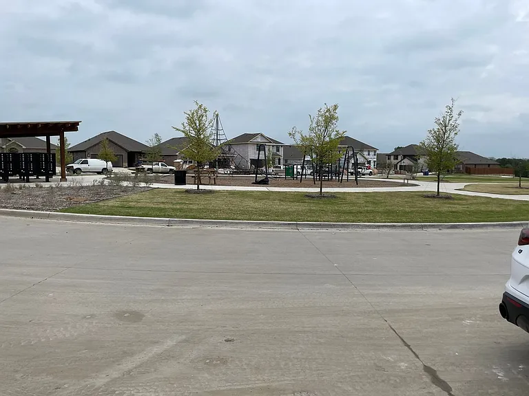 503 Virginia Way — Photo 40