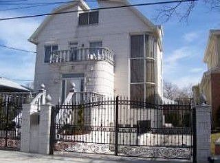 1st image of 2323 E 63rd St