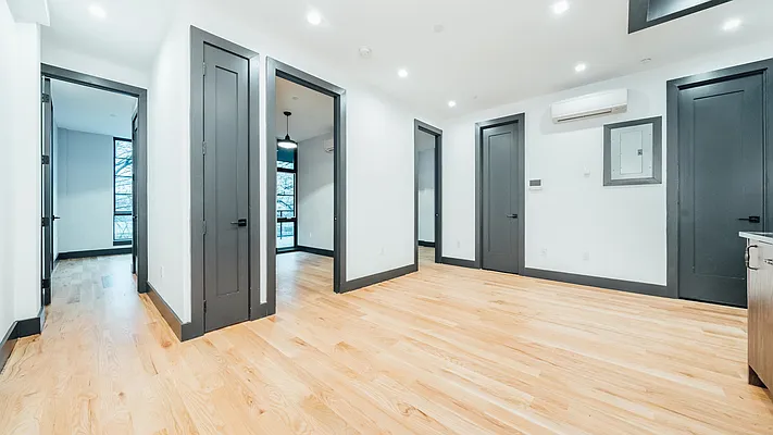 Rented by Nooklyn NYC LLC | media 11