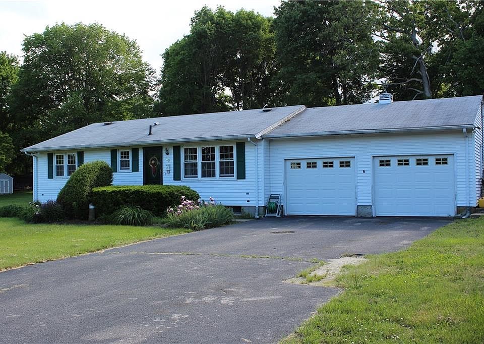 1st image of 62 Wright Ave