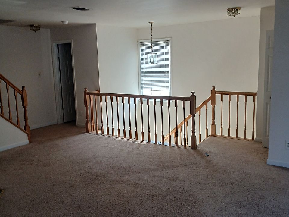 1st image of 12616 Kempston Ln