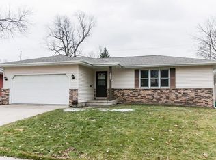 2885 25th Ave, Marion, IA 52302