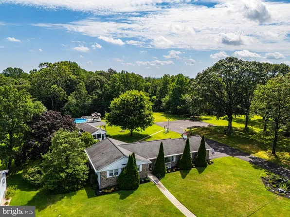 837 White Ave, Linthicum, MD 21090