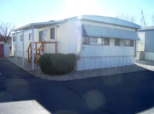 6 Mobile Manor Dr, Reno, NV 89506