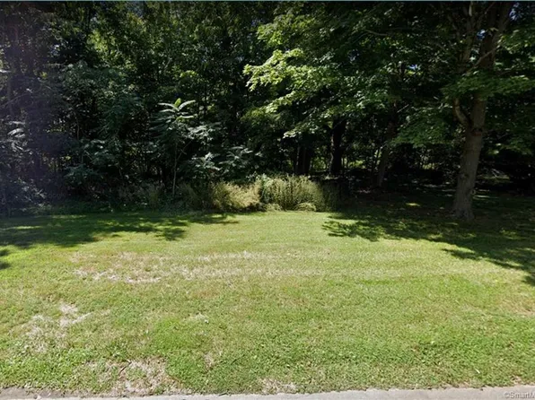 158 State Street, Guilford, CT 06437