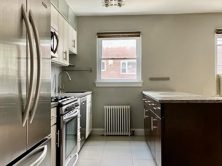 2339 40th Pl NW #304 — Photo 3