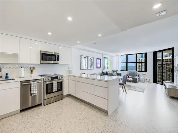 1865 Brickell Ave, Miami, FL