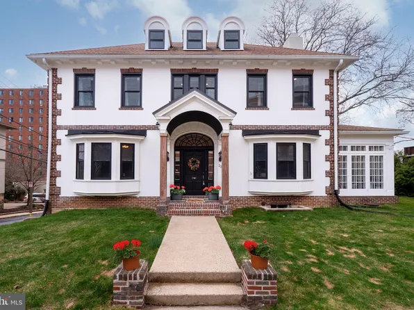 18 S 18th St #22, Allentown, PA 18104