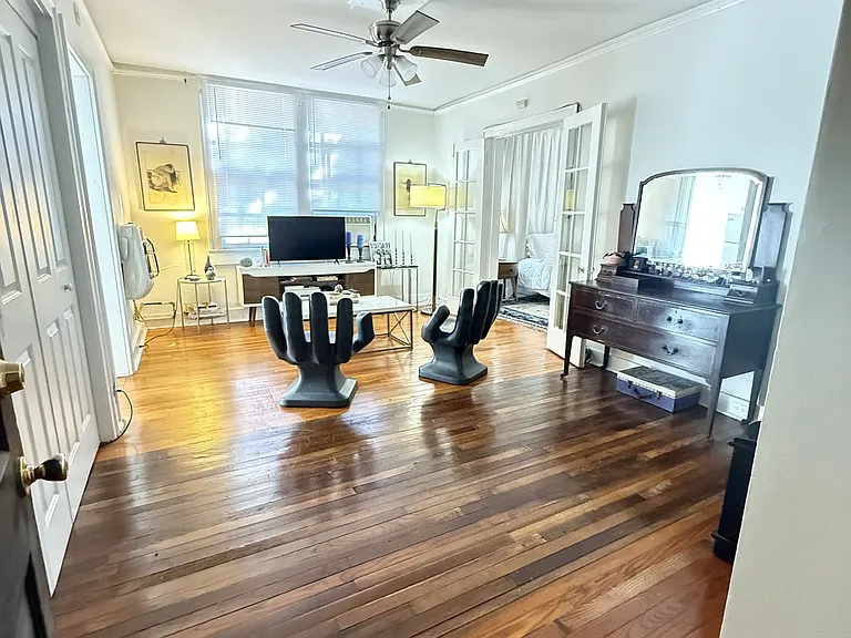 7825 Saint Charles Ave — Photo 20