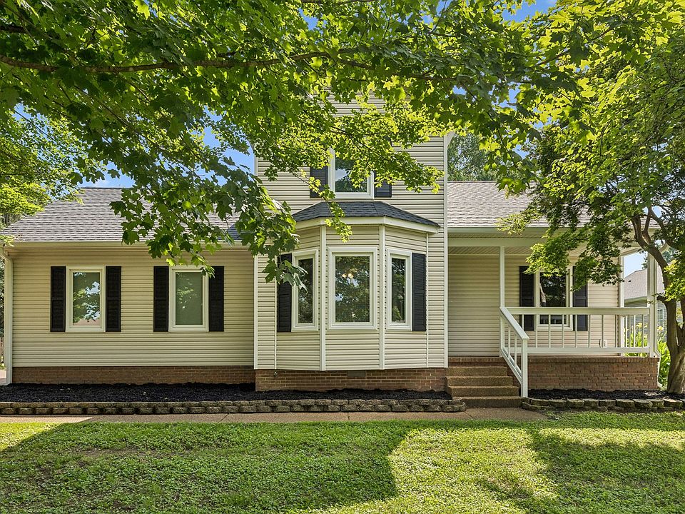 1st image of 705 Murray Dr
