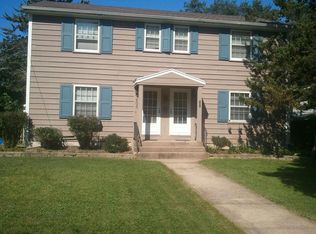 605 Holt Ave, Iowa City, IA 52246