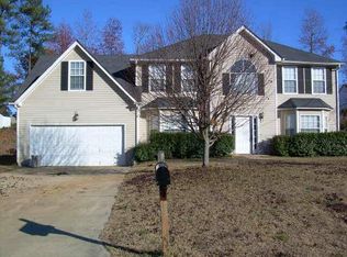 776 Deshon Creek Dr, Lithonia, GA 30058