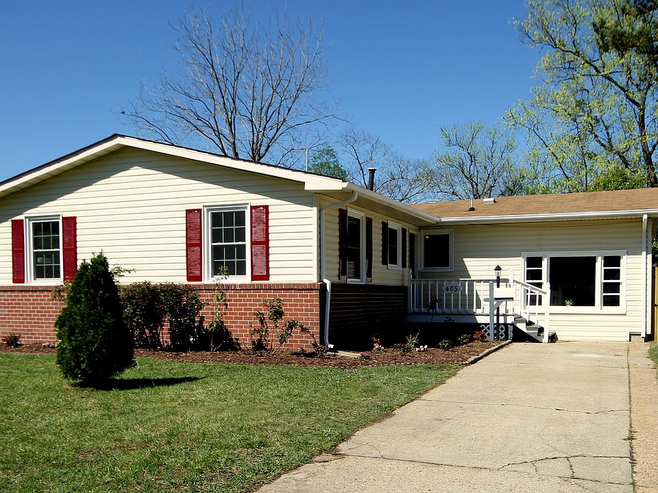 1st image of 405 Kingswood Pl