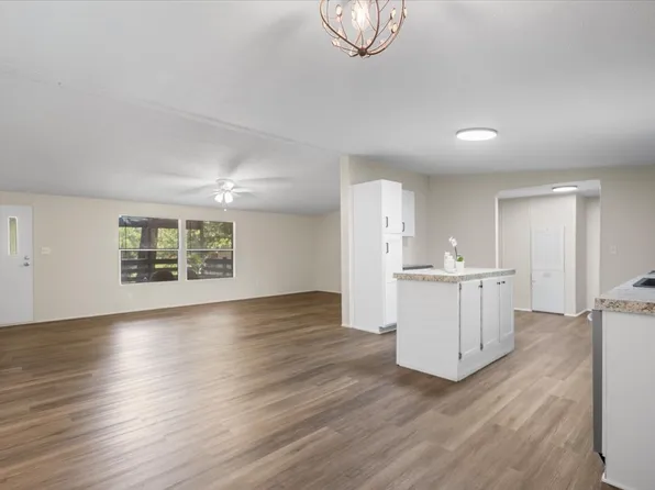 118 Cedar Ridge Dr, Eustace, TX 75124