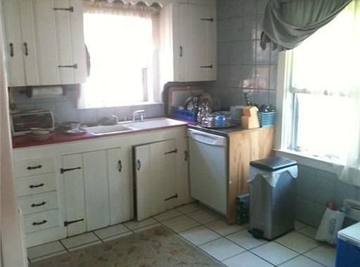 4th image of 631 Greenville Ave