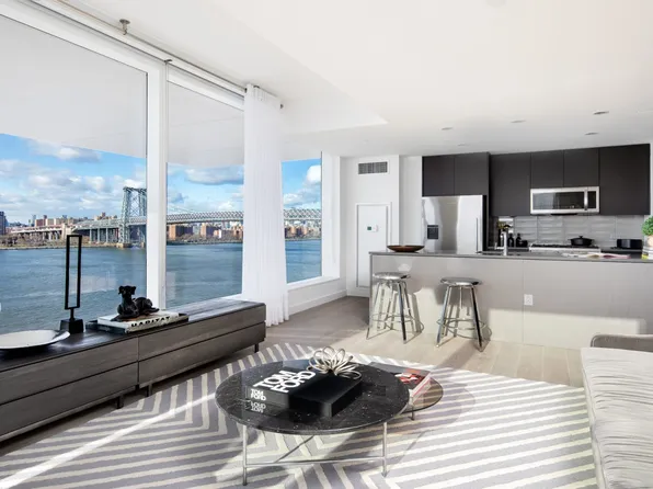 416 Kent Avenue image 2 of 29