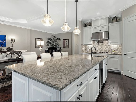 5th image of 23750 Pebble Pointe Ln