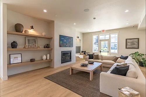 Cascade Place Apartment Homes Photo 1