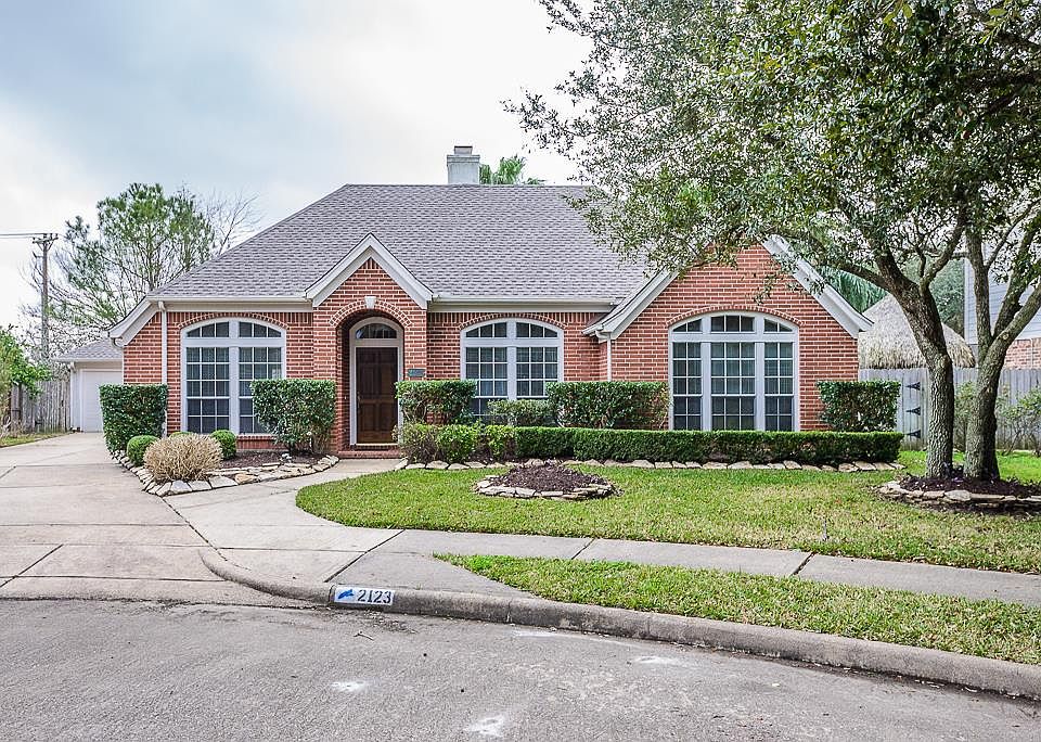1st image of 2123 Barrington Pointe Dr
